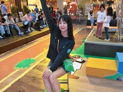 -瑞虹新天地月亮湾