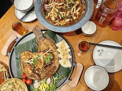 -老滇山寨•云南特色菜•地方菜•民族风情歌舞表演(金碧店)