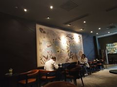 大堂-星巴克臻选(南京金茂览秀城店)