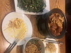 -渝信川菜 · 川味家常菜(长安店)