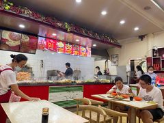 大堂-屈礼洪