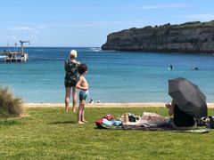 -12 Rocks Beach Bar Cafe