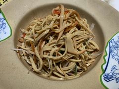 -大城小院饭店(博隆广场虹桥店)