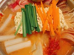 泡菜肥牛部队锅-春熙台韩国料理·章鱼肥牛(西丽店)