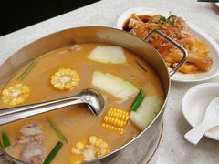 -肥仔文澳门猪骨煲(南京西路店)
