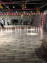 -STUDIO E POLE DANCE