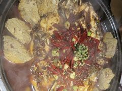-吞鱼兽麻辣烤鱼(万达店)