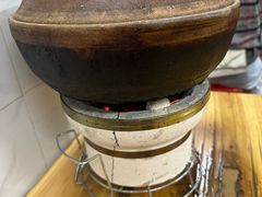 -威邵鸡煲(西华路总店)