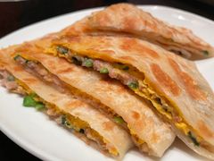 临海鸡蛋麦饼-新荣记(南京西路店)