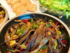 -小三峡食府(西五路店)
