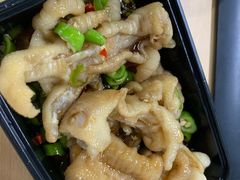 -臻鲜燕海鲜融合餐厅(金陵style店)