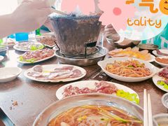 -韩风烤牛肉冷面店