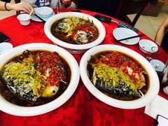 双色鱼头-毛家湘味楼(虹梅店)