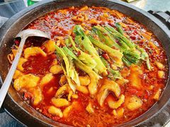 -都江堰石锅鱼