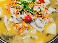 -山城外·非遗酸菜鱼(蜀都万达店)