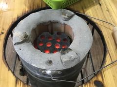 -芳村榕树头叹佬鸡煲(体育西店)