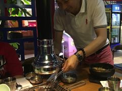 -老炉家木炭烤肉(长江国际店)