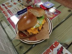 -兴华里茶记(禅城同济首店)
