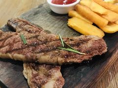 -丽莎沙拉轻食餐厅(国贸店)