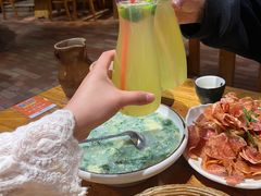 -老滇山寨•云南特色菜•地方菜•民族风情歌舞表演(金碧店)