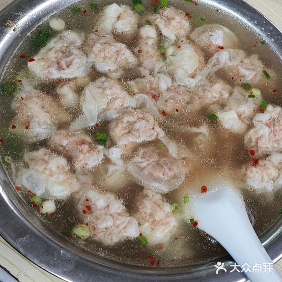 塘头老字号后厅馄饨店