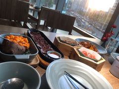 -蜜桃餐厅·伴山(湖滨商业街店)