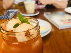 -ROAST coffee & eatery