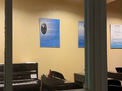 -朗韵钢琴学校(中环金界店)