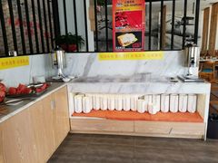 -小牛叔鲜切牛肉·火锅·烤肉自助(公济桥路店)