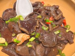 牛肝菌-邻里佬湘(东区店)