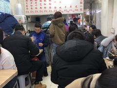 等位区-曹宝林砂锅麻辣烫(星光路店)