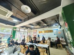 -绿杨馄饨临顿路店