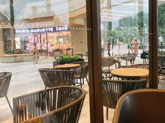 靠窗位-星巴克臻选(成都东方新希望天祥店)