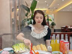 -四点金粥底火锅(沂州里店)