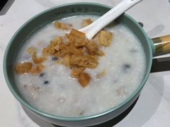 传统螺肉芋头粥-喜势点·糖沙翁手工茶点·本地人茶居(永庆坊店)