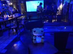 -Mx.cocktail bar