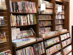 -诚品(信义店)