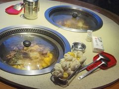 -山里屯铁锅炖·东北菜(康桥店)