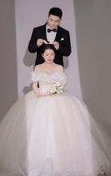 -青禾蒙娜丽莎婚纱摄影(武汉总店)