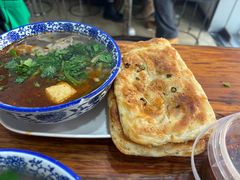 -叶新小吃店(来凤小区总店)