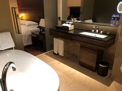 -广州天河希尔顿酒店