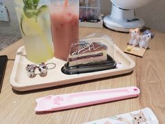 -藏猫猫咖啡主题馆(中央大道店)