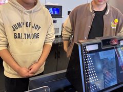 -鹏羽电竞馆(万盛东地铁站店)