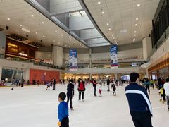 -冰纷万象滑冰场(深圳万象城店)