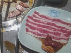 -金滏山烤肉·海鲜·火锅自助餐厅(襄阳万达店)