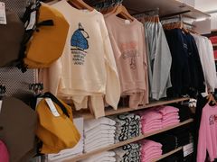 -优衣库(北京万柳华联购物中心店)