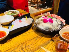 -老牌坊云南鱼豆花火锅(爱建店)