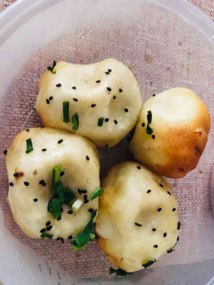 舒蔡记生煎(四川中路店)-"很喜欢这家店的生煎,很好吃,生煎个儿头都.