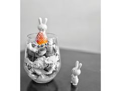 布朗尼草莓奶油杯-治愈系甜品The Soothing Dessert(科海大楼店)
