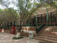 -艾提尕尔清真寺